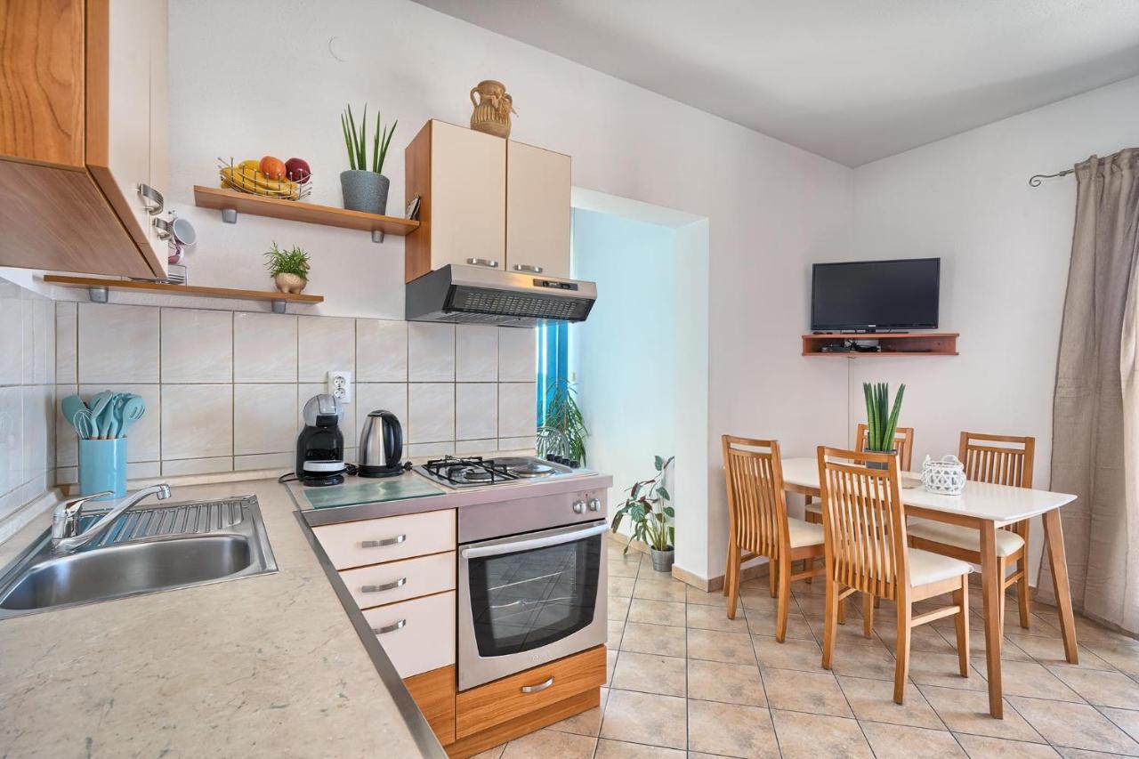 Apartments Irena Hvar Town Extérieur photo