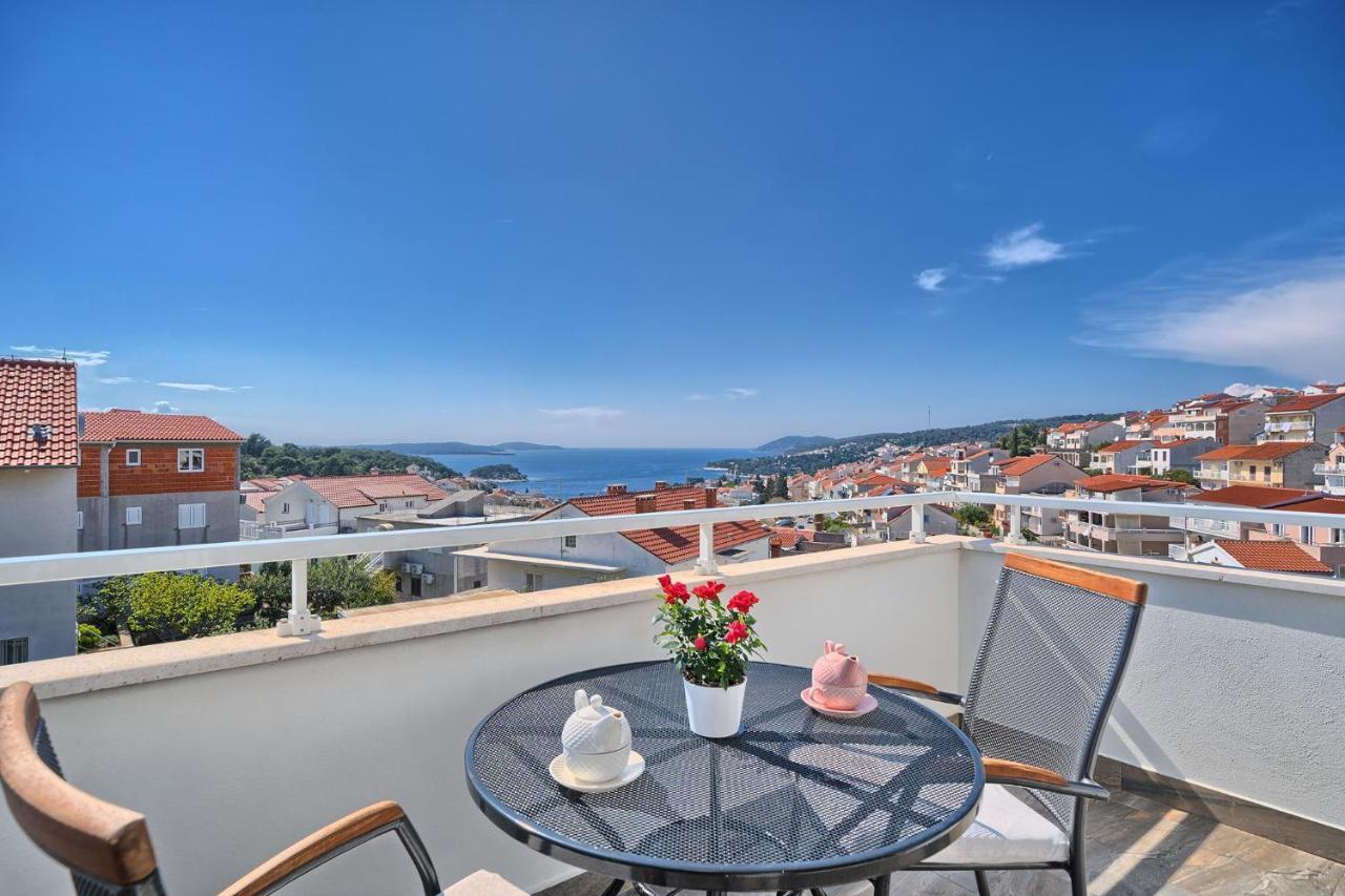 Apartments Irena Hvar Town Extérieur photo