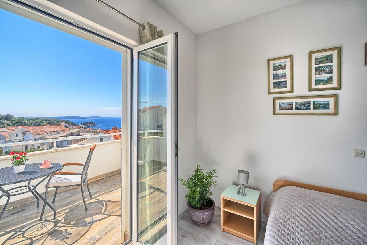 Apartments Irena Hvar Town Extérieur photo