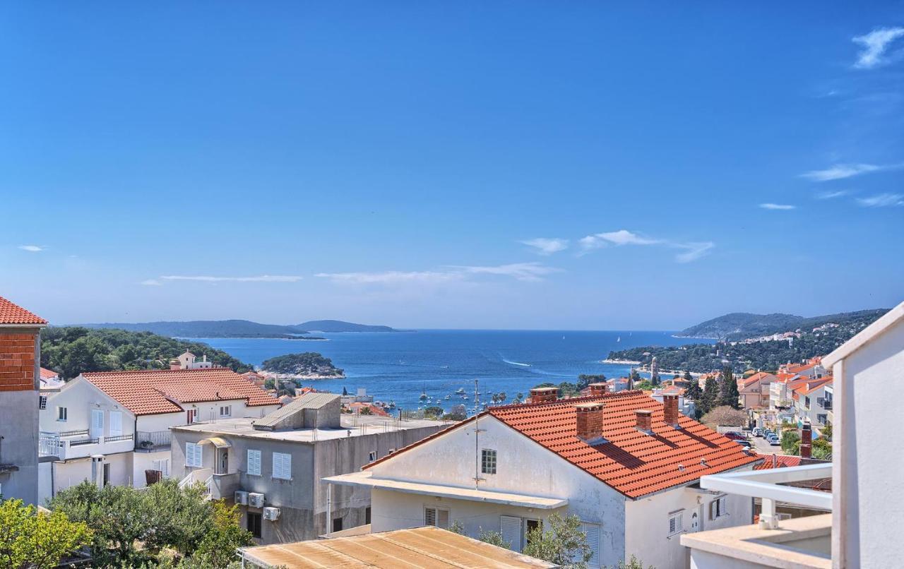 Apartments Irena Hvar Town Extérieur photo