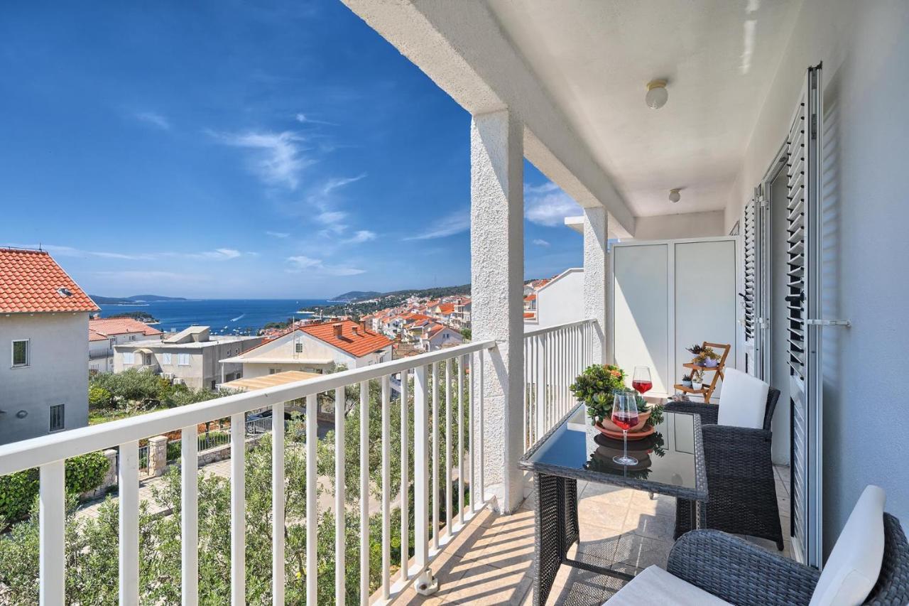 Apartments Irena Hvar Town Extérieur photo